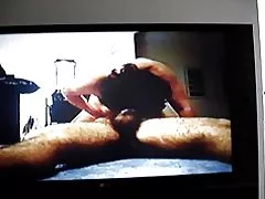 परिपक्व गोल-मटोल एशियाई फूहड़ पत्नी बिल्ली पाला और सह